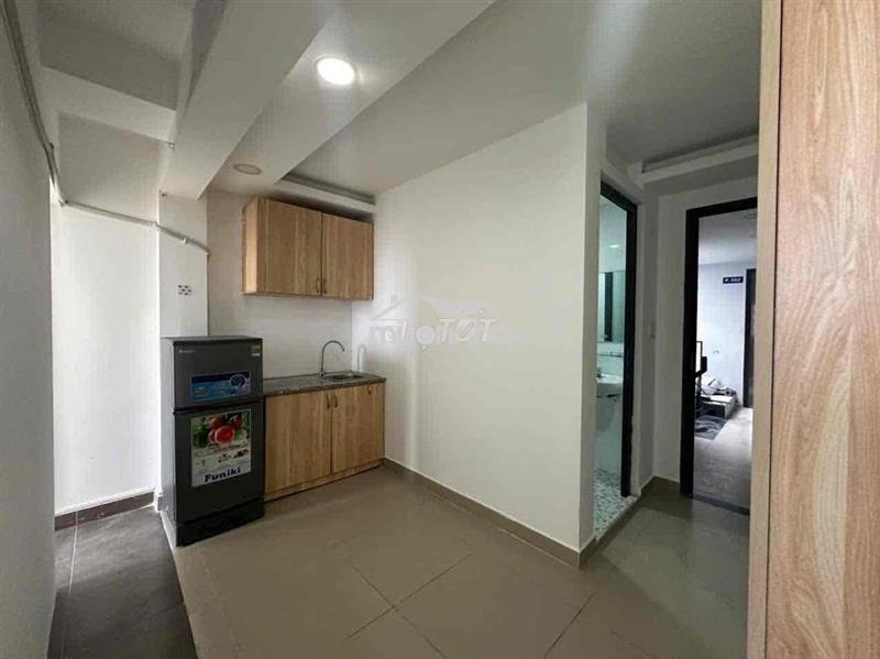2 phòng ngủ 1 pk ngay chợ hạnh thông tây, có thang máy