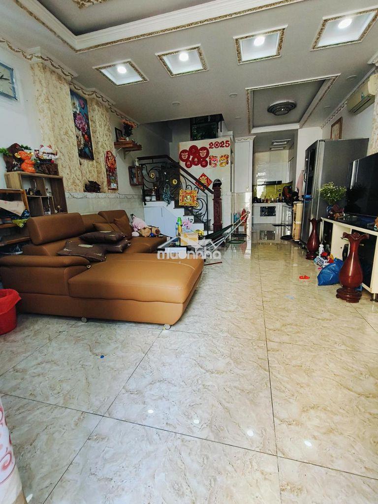 Bán nhà mặt tiền 4 tầng, ngang 4m5, đường bùi minh trực, quận 8 - 2