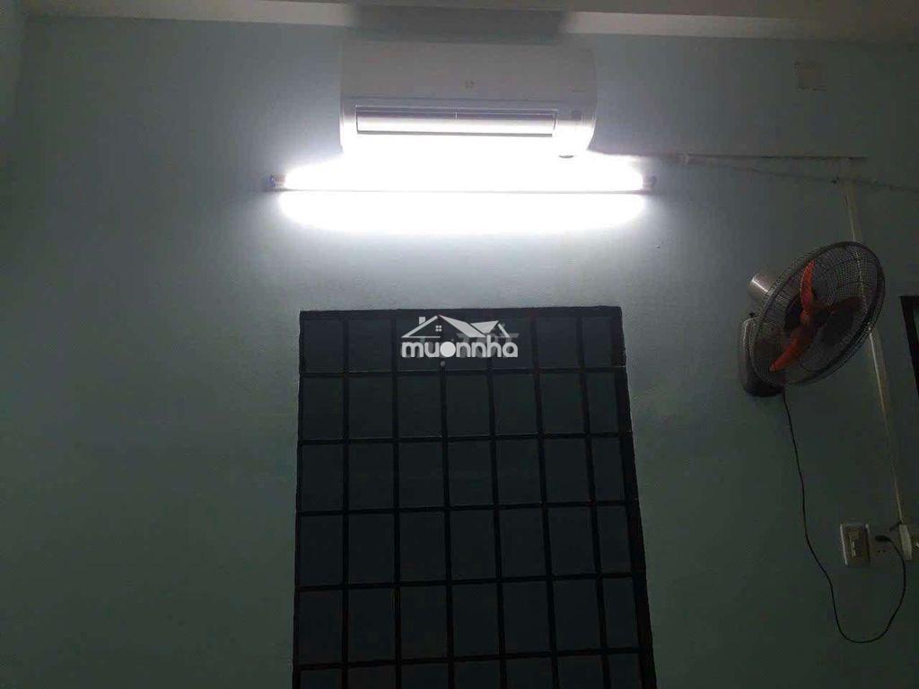 Cho thuê phòng có gác ngay trung tâm áo cưới phú nhuận - 3