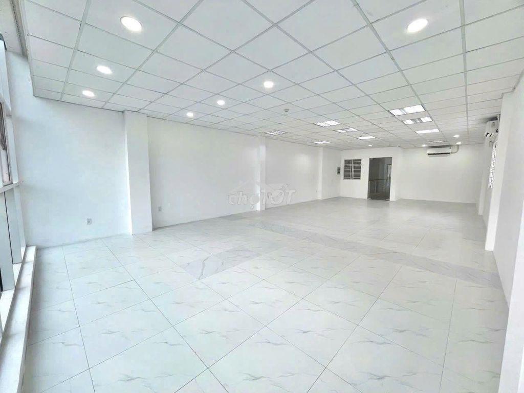 Văn phòng khu k300,giờ tự do 24/7, 95m2 giá 19 triệu/th tòa nhà vp c18 - 2