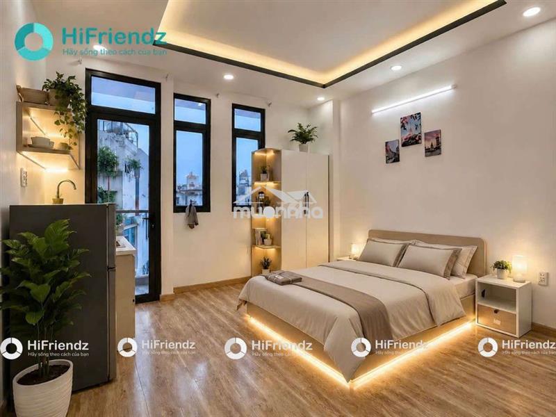 Siu phẩm ban công tone cozy ngay hàng xanh