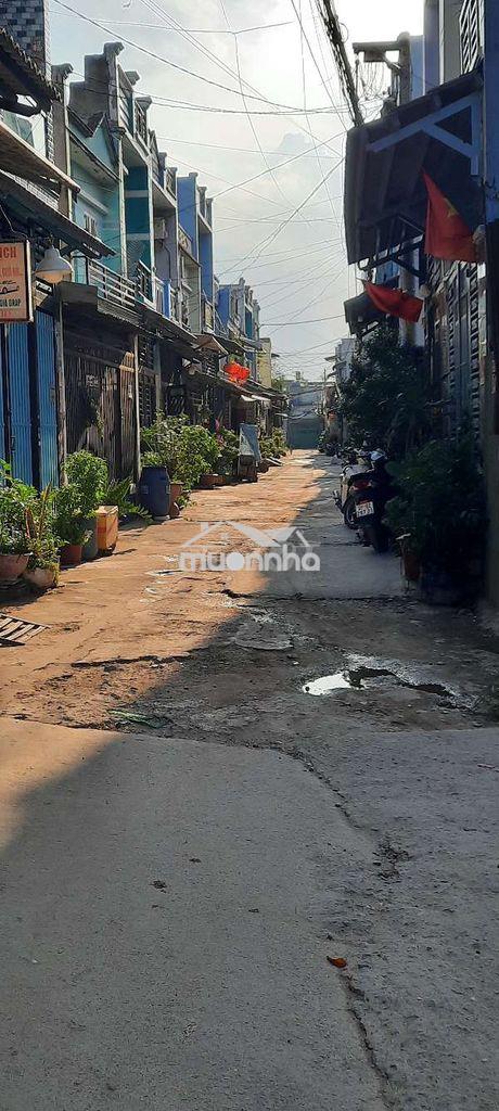 Nhà mới xây gác lửng nhà đẹp thoáng mát - 3