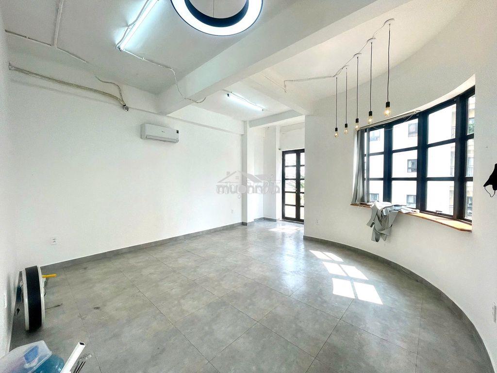 Văn phòng cityland - có ban công riêng - chỉ 6tr/tháng - 2