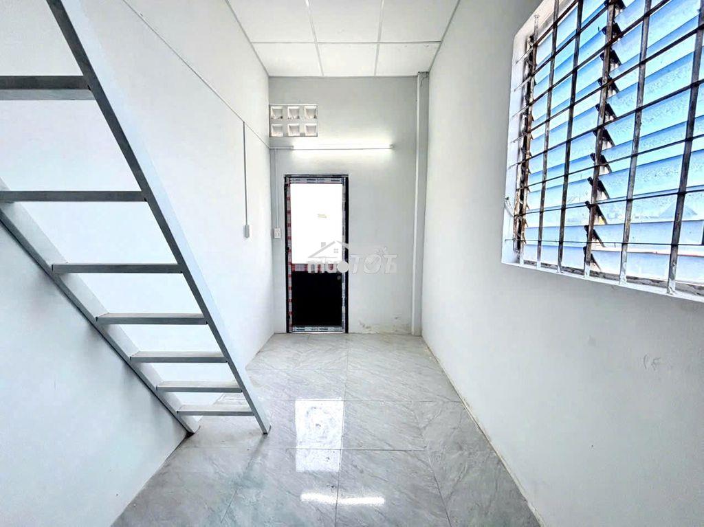 Sẵn 1 phòng duplex - 2tr800k - 2