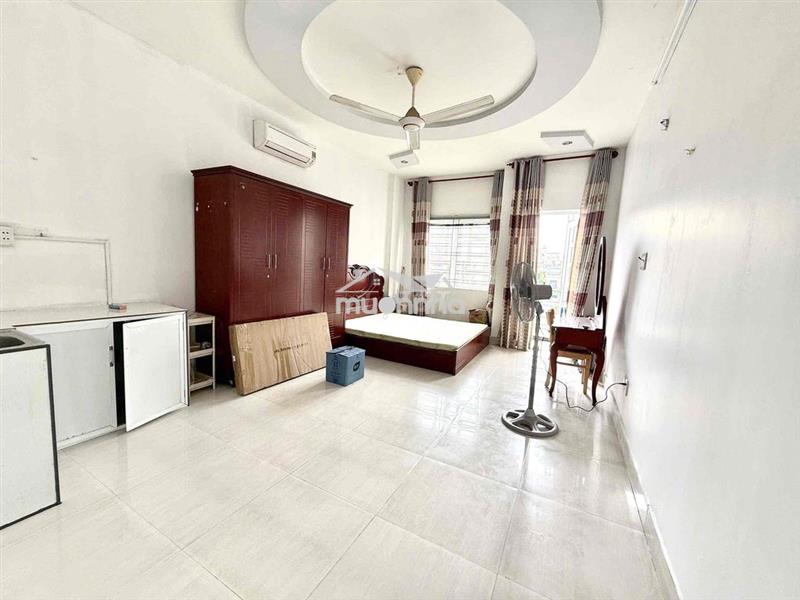 Studio ban công full nội thất siêu rộng ngay đầm sen