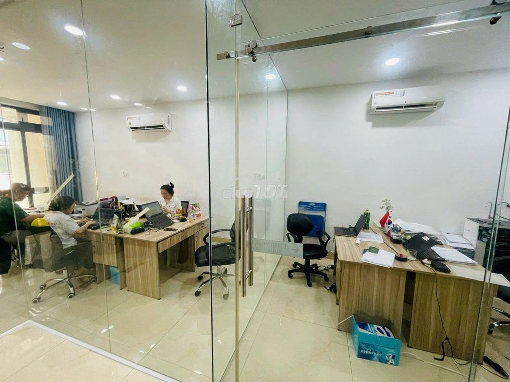 Cho thuê tầng 2 kdt vạn phúc city giá 10tr 6x17m - 4