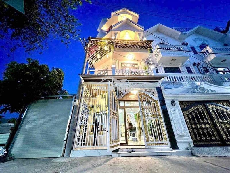 🦄🦄 Cho thuê nhà phố hiện đại hẻm xe hơi 2177 huỳnh tấn phát - tt nhà b