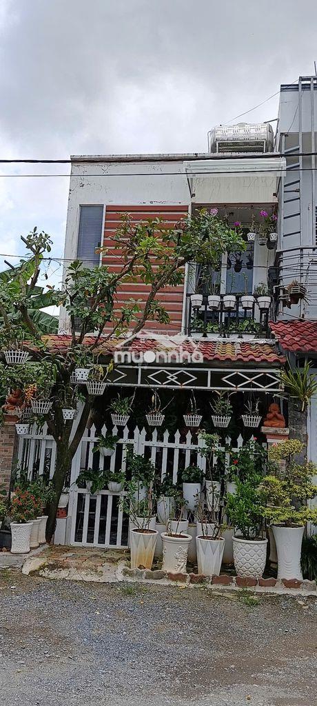 Nhà đẹp cho thuê, khu dân cư yên tĩnh