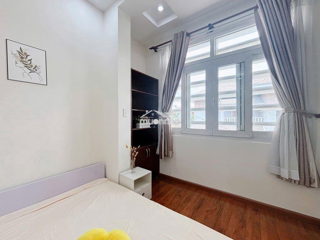 Trống lại mã ban công phòng rộng, an ninh tốt, đầy đủ nội thất quận 7 - 3