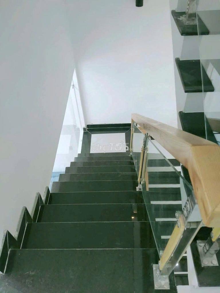 Cần cho thuê nhà hxh 68/2b đồng nai p.15 q.10 - 4