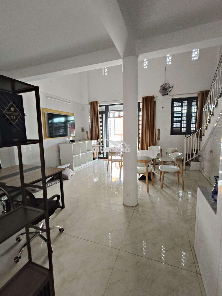 Nhà đẹp full nội thất ngay ql1k linh xuân, 60m2 2tầng, ở hoặc làm vp