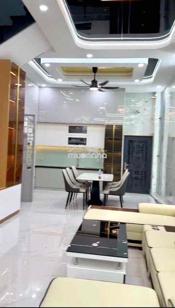 Nhà 1 trệt 2 lầu thuận giao,gần vsip1, đầy đủ nội thất,đường 7m - 2