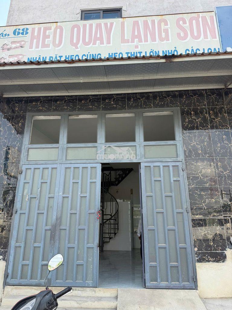 Cho thuê nhà mặt tiền quốc lộ 13 – gần ngã tư hòa lân