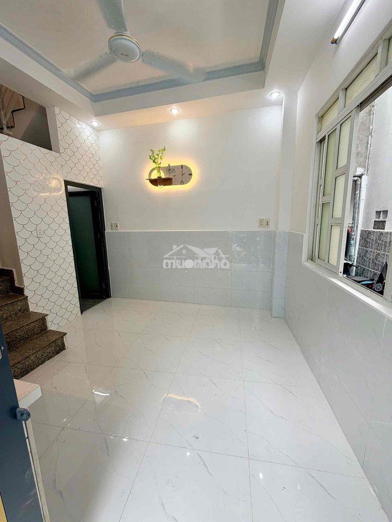Nhà đẹp 2 lầu căn góc ba đình p8q8 giá tốt - 4