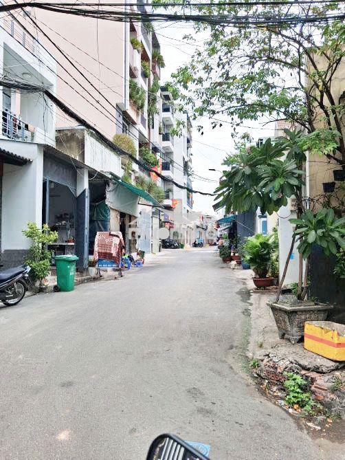 Nhà hẻm ôtô, 4x13m, 2 tầng 3pn, full nội thất, phạm văn chiêu, 4.6 tỷ