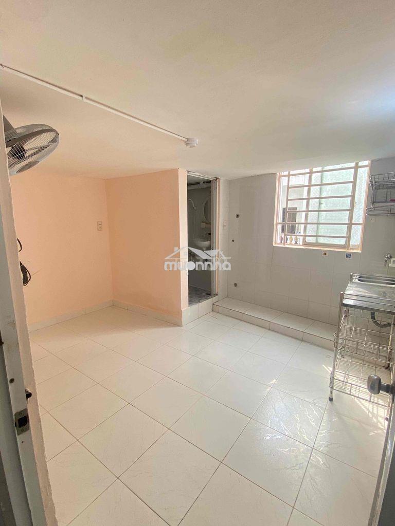 Phòng cửa sổ ánh sáng ngay âu cơ - svđ phú thọ
