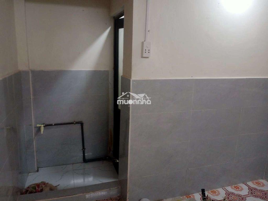 Phòng cho thuê 2tr2 giờ giấc tự do  - 3
