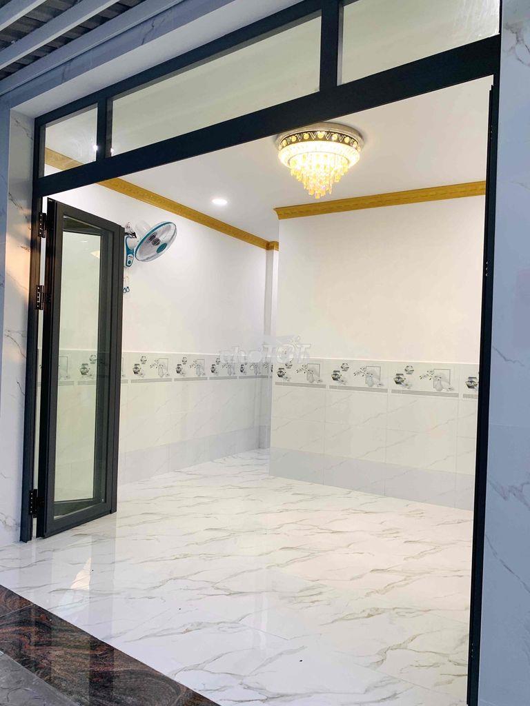 Tôi bán nhà 36 m2, nhà cấp 4 (ngang 4m  x dài 9 m), tuyệt đẹp, quận 7