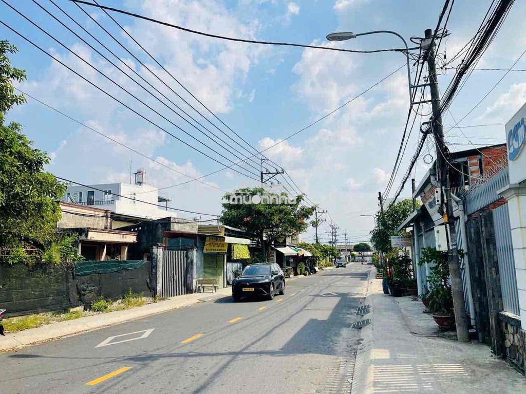 Thua độ đá banh bán đất - 3