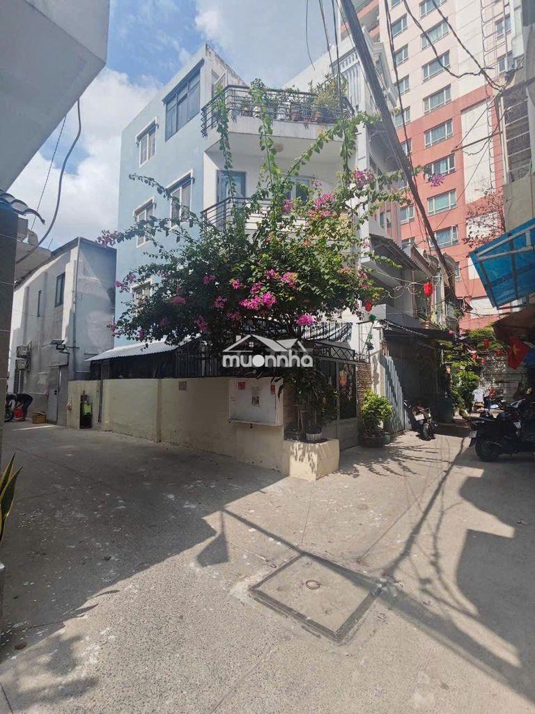 Cho thuê nhà hẻm nguyên căn 1 trệt 2 lầu – sẵn đồ đạc, ngay sát chợ
