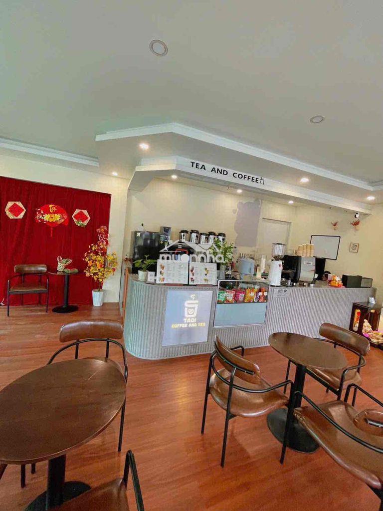 Sang mặt bằng trà và cf. mặt tiền 30/4 10x8m bên hông có chỗ để - 4