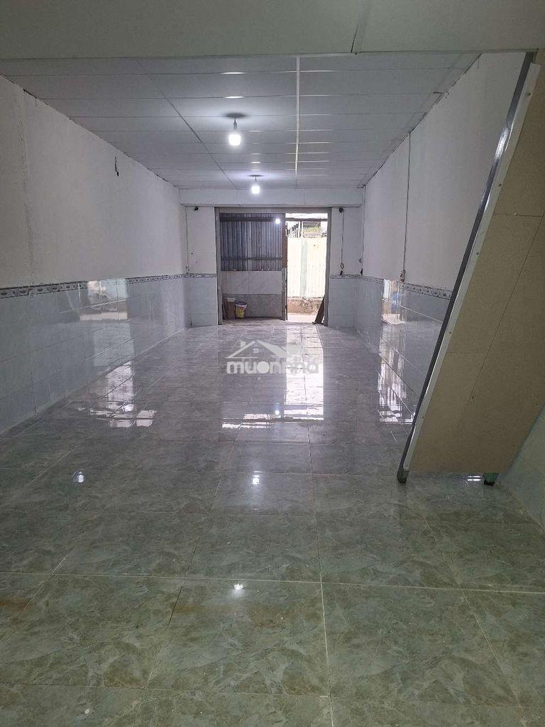 Cho thuê nhà mới ngay chợ đầu mối 4,5 triệu - 2