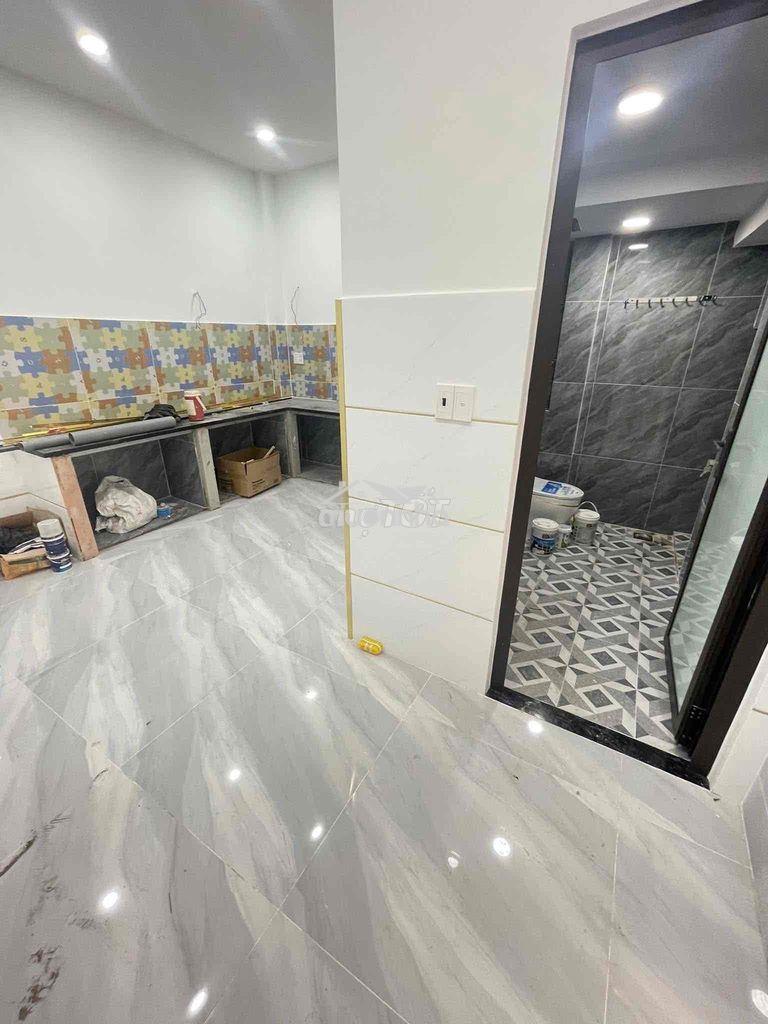 Cho thuê nguyên căn ngã tư phú nhuận trệt 3 lầu - 2