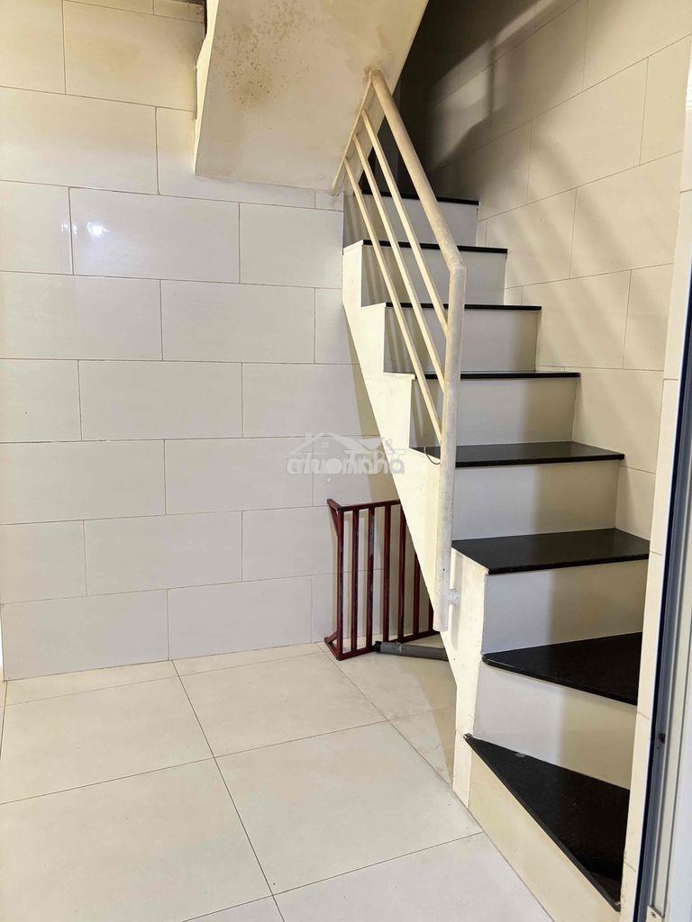 Nhà bán quận 5 khu trung tâm mua sắm nguyễn trãi - 2