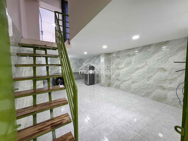 Duplex 2pn siêu rộng rãi có thang máy - full nội thất