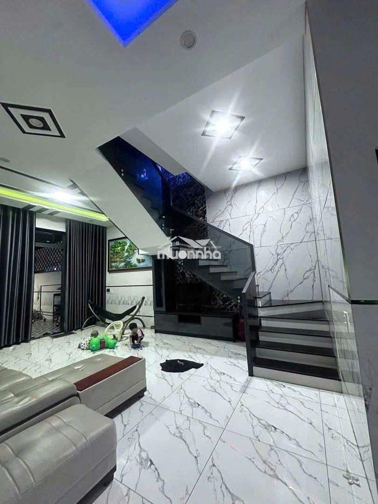 Ngộp quá rồi, chủ bán nhanh căn nhà 1 trệt 1 lầu 4 pn,4wc ngay kcn mp3 - 3