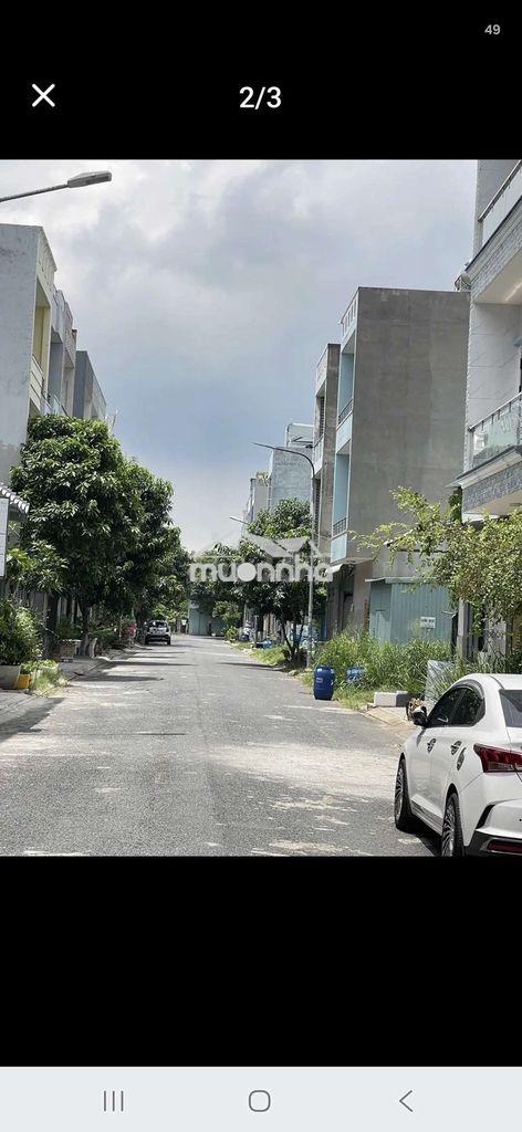 Nhà lầu gần đường lý thường kiệt - 2