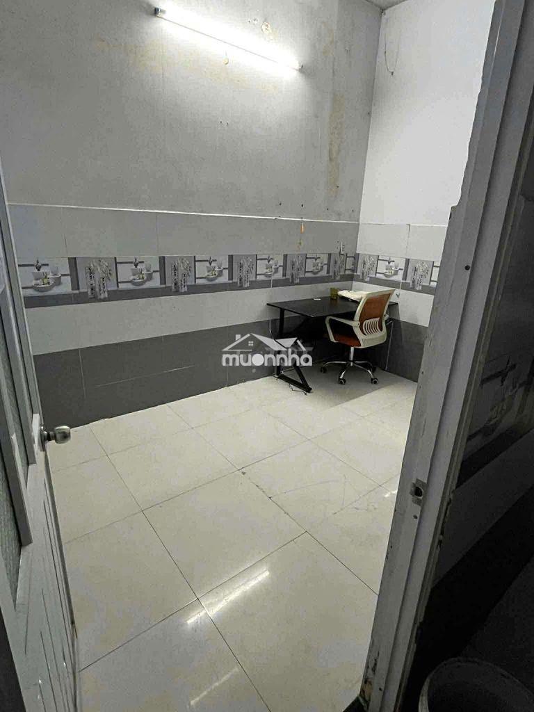 🏠 Nhà 2phòng sân để xe rộng, 2 phòng ngủ,gần sân banh tân xuân 6 🏠 - 3