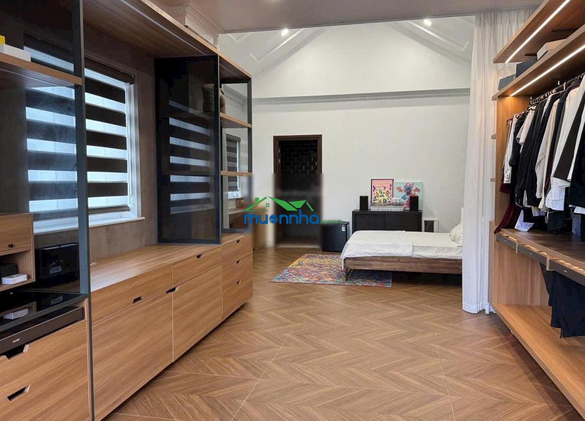 Villas mini đẹp 4 tầng đường huỳnh văn bánh. dt 6,5*14m. nội thất cao cấp. giá 16.8 tỷ tl