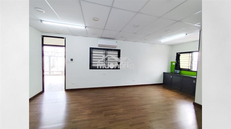𝟐 Ban công, sàn gỗ, trần la phông, 𝐕𝐈𝐄𝐖 thấy thành phố (🏘️trọ anh vinh)