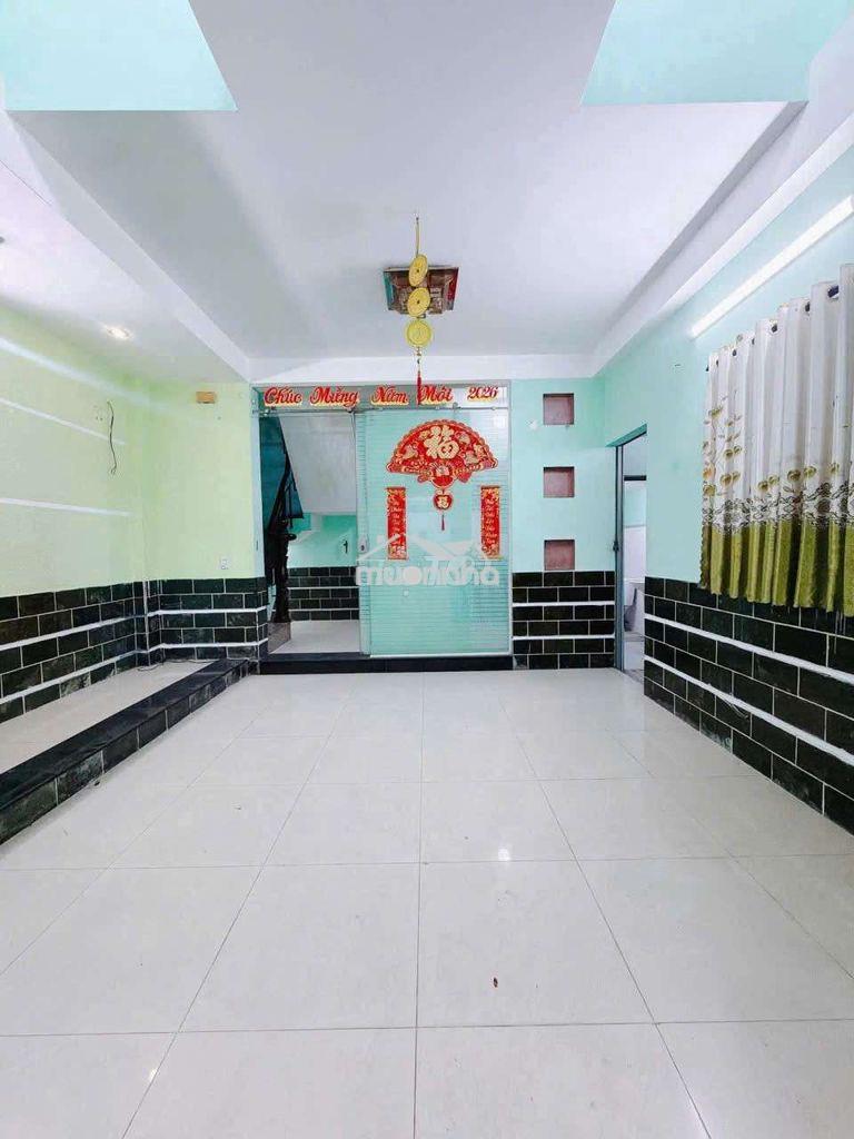 Tôn đản q4- 5 lầu đúc- 50m2 ngang 5,8m- hoàn công , 3 tỷ nhỉnh - 3
