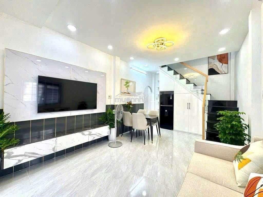 Cho thuê nhà hẻm xe hơi nguyễn văn đậu 12tr/tháng - 2