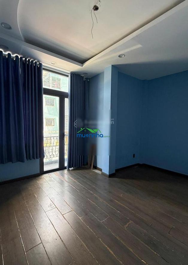 Bán nhà bình thạnh, lê quang định, 8,6x7,7m, 1 lầu, st 4pn, cách mặt tiền chỉ 1 căn - 2