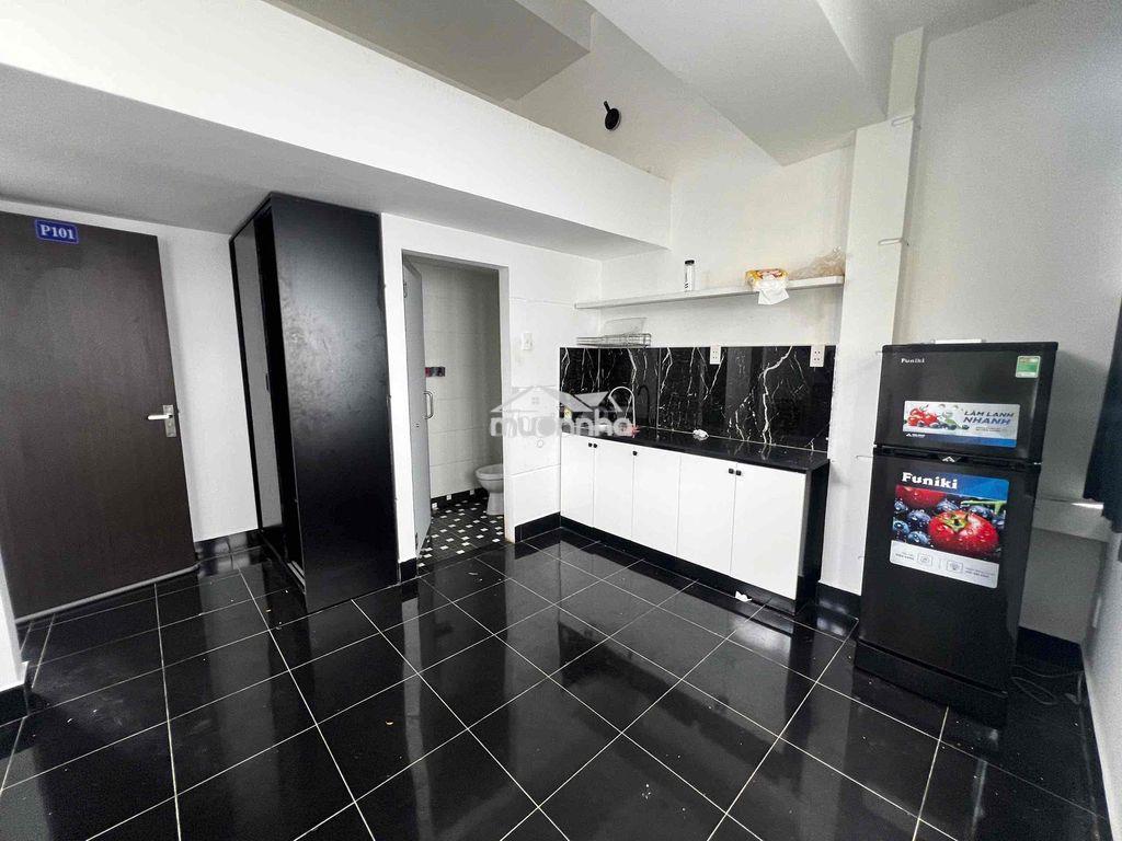 Phòng có gác ngay rộng cửa sổ trời ngay quận 4 | 35m2 | fullnt - 3