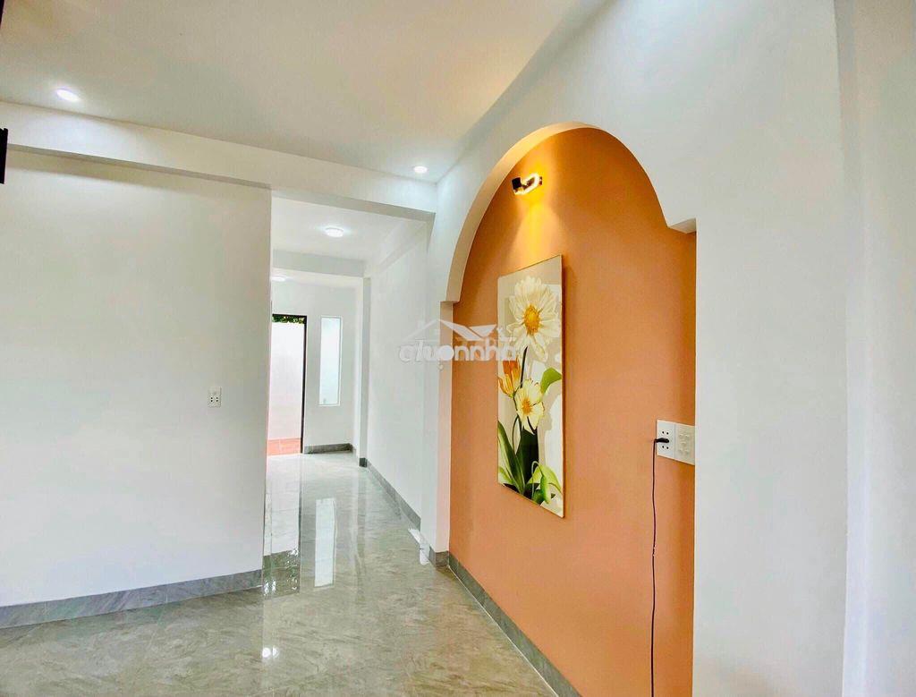 Cô chú gửi bán căn gác lửng ngay sau lưng cty pouchen gần trung tâm - 4