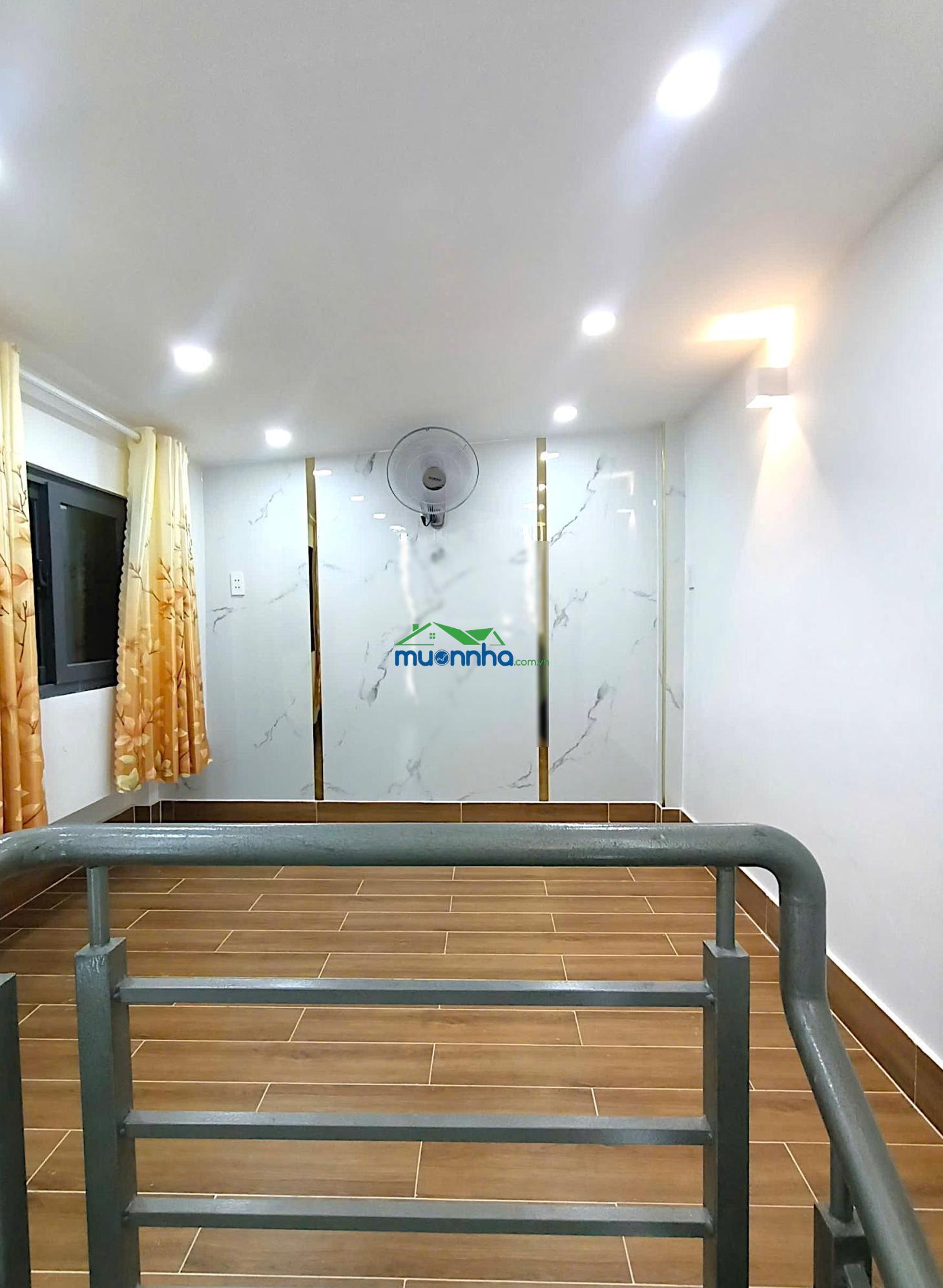 Đoàn văn bơ nhà đẹp 3 tầng mới ngang 4m nở hậu gần quận 1 chỉ 2 tỷ 25 tl - 2