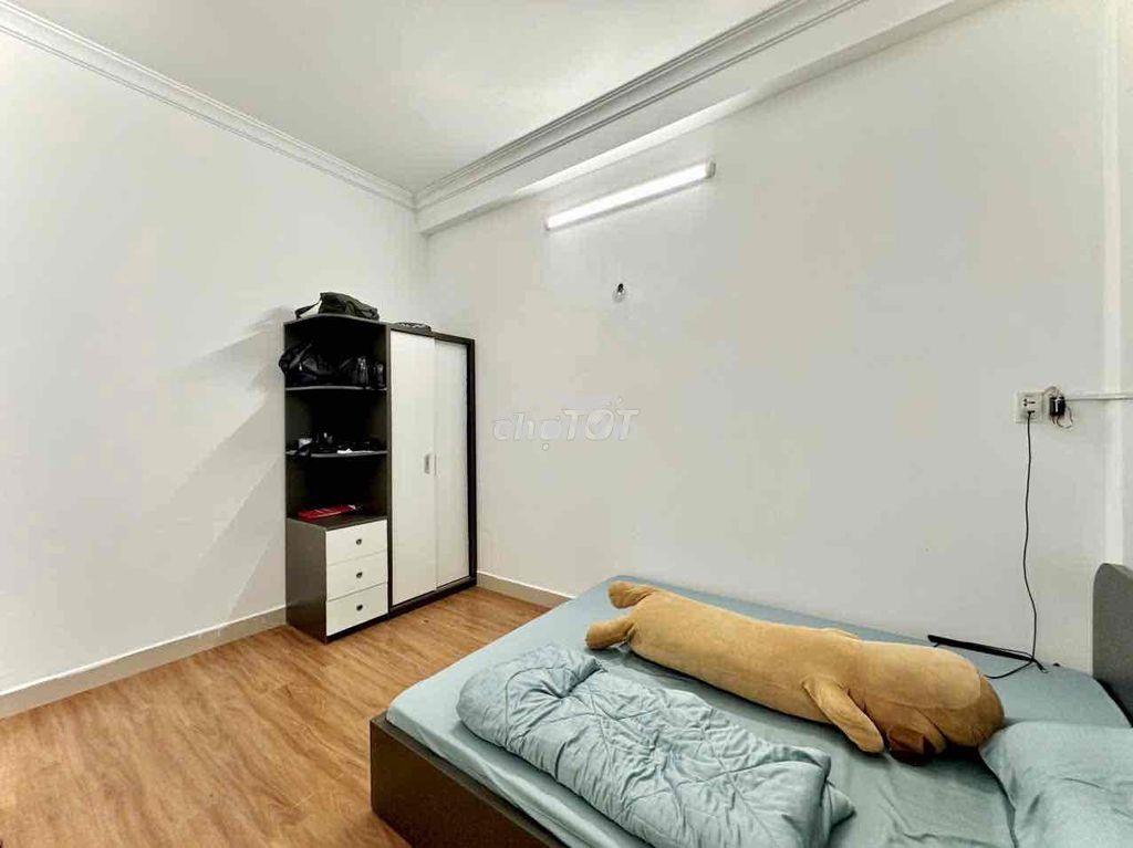 Tên lửa, cửa sổ tách bếp - 3