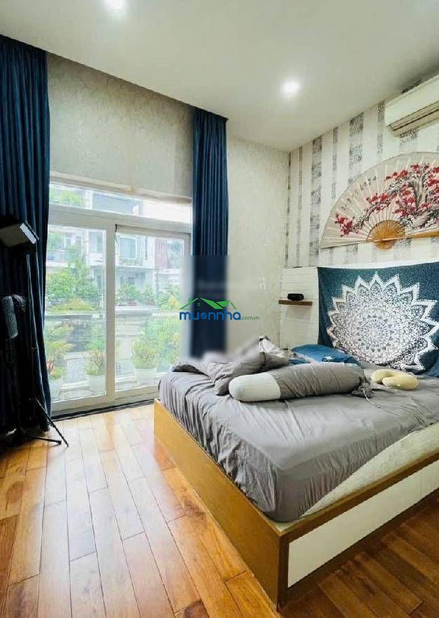 10,7 tỷ 200m² nhà 3 tầng. khu dân cư đại hải xã bà điểm đường 7m. xe hơi ngủ trong nhà