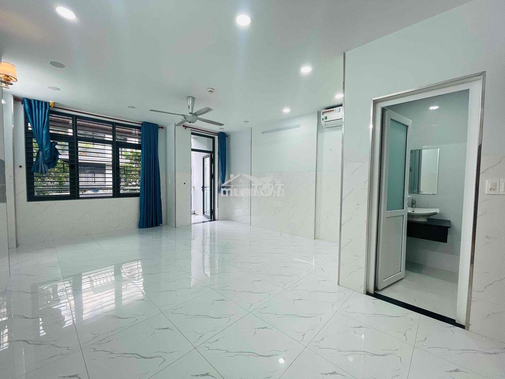 Văn phòng 40m2 có ban công giá chỉ 7 triệu/ tháng tại vạn phúc city - 2