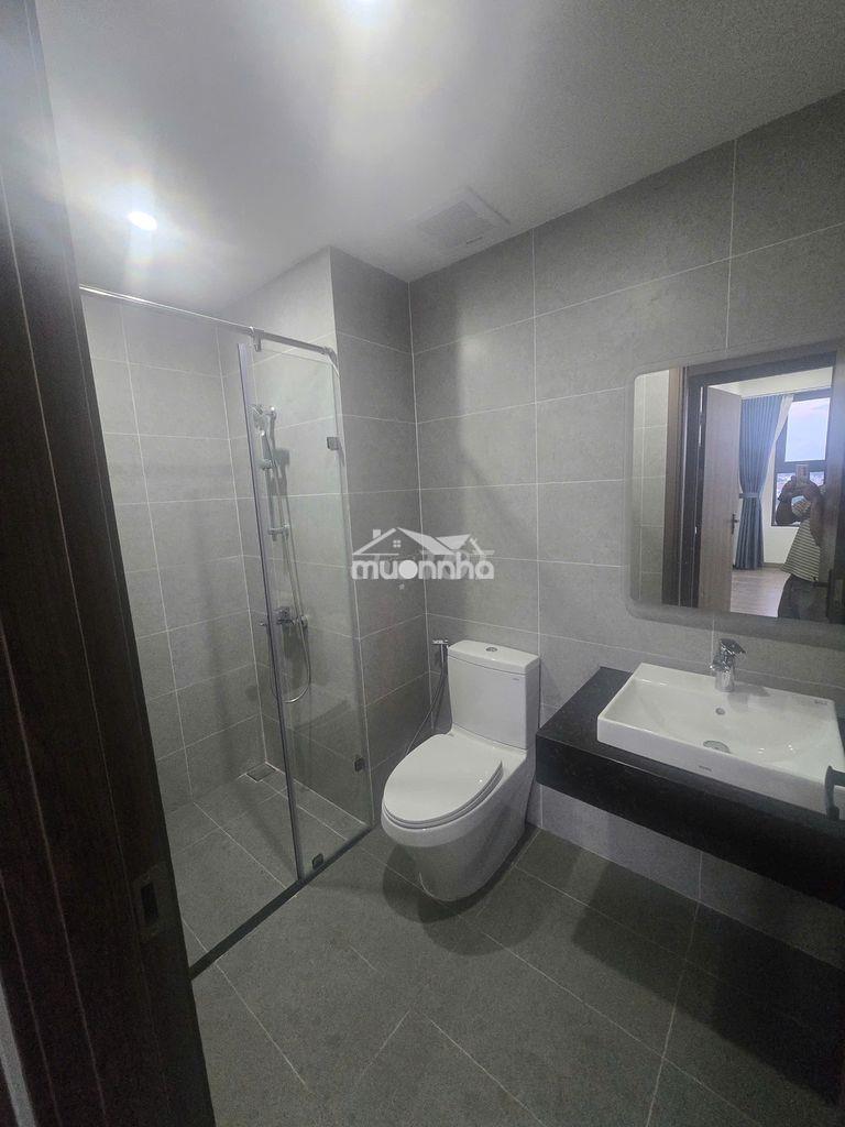 Cho thuê 1pn 47m2 nhà trống có rèm 5tr a&t sky garden - 2