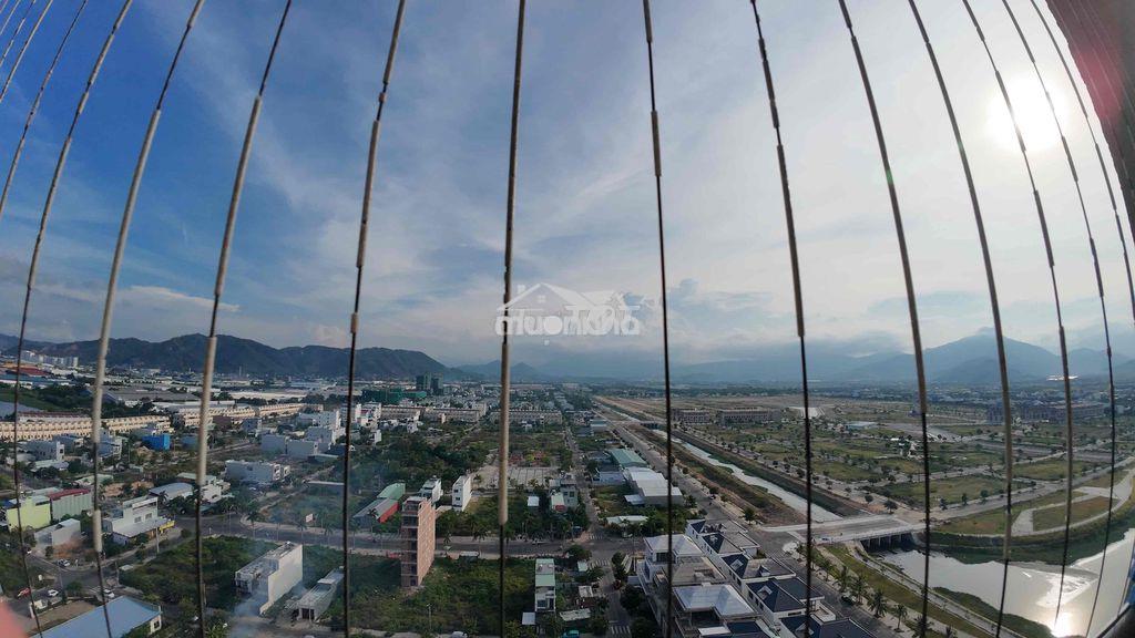 Cần bán lô đất trung lập 11 - 2