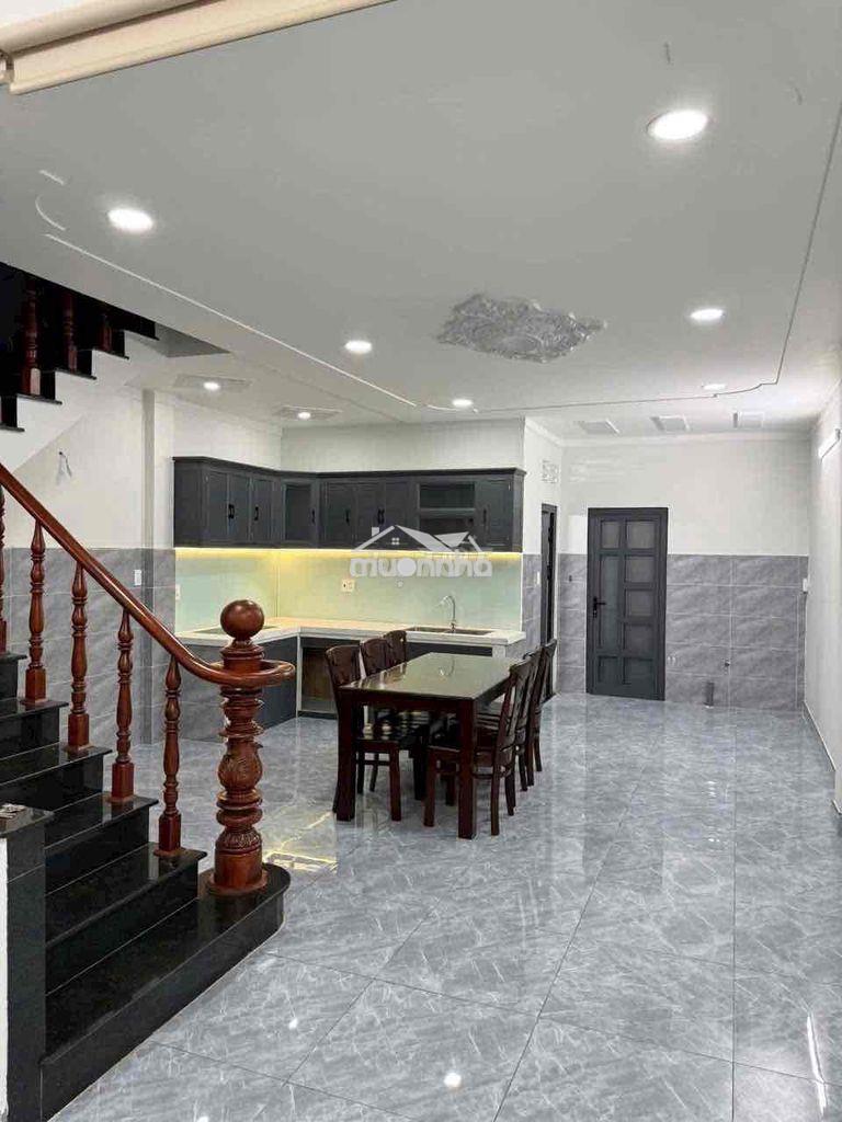 Cho thuê nhà khu tái định cư đông hòa dĩ an sân ô tô có nội thất - 3