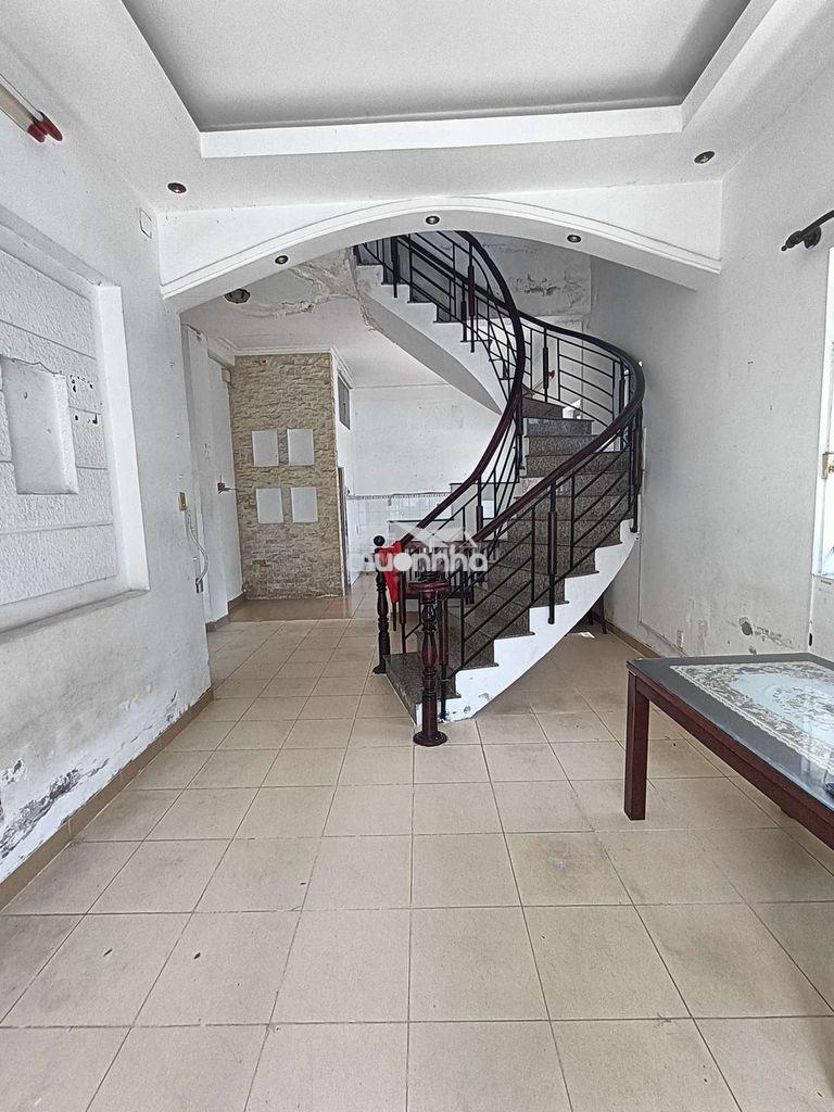 Nhà có sân rộng, 10x12m bờ bao tân thắng, 1 lầu - 2