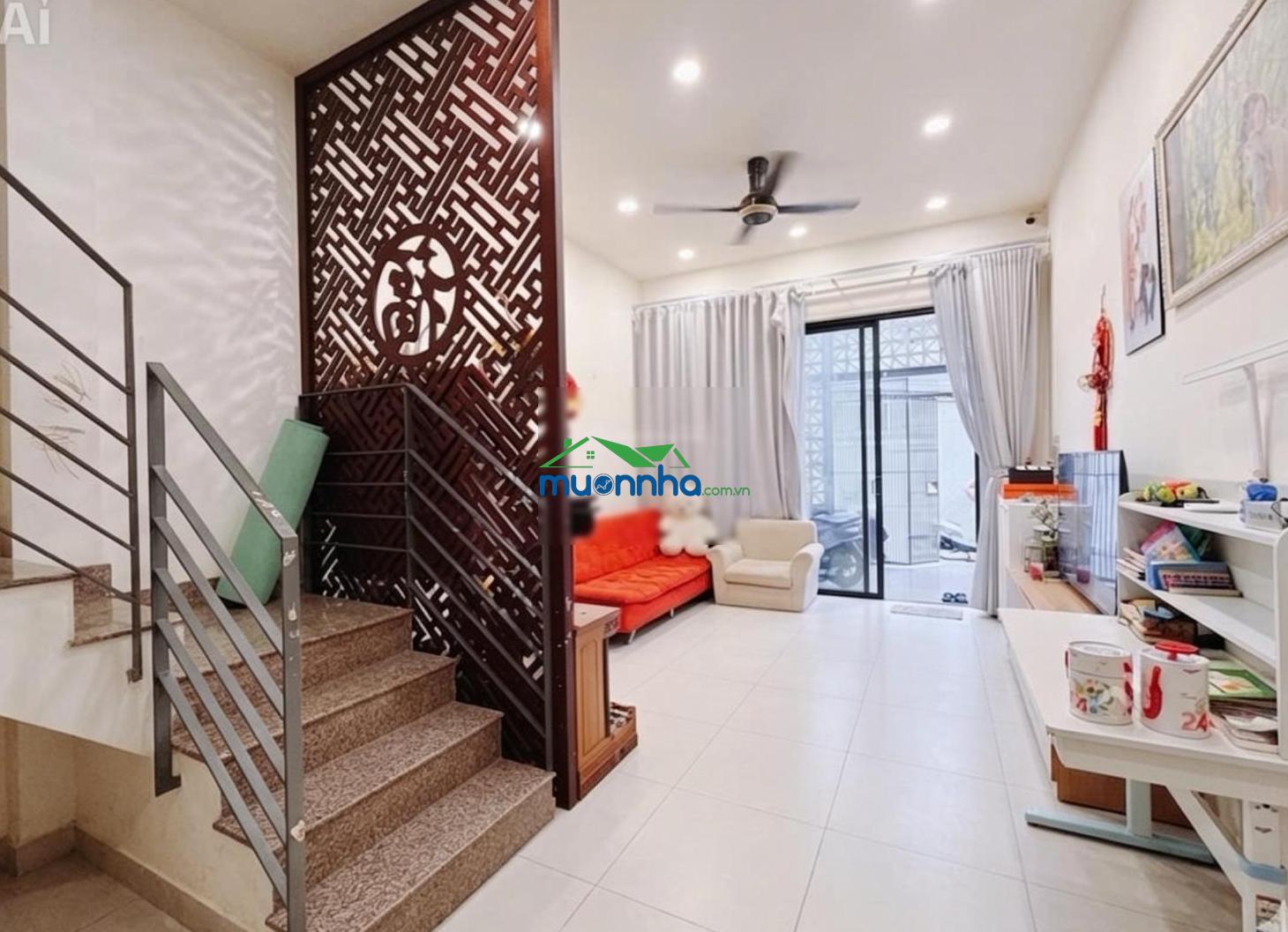 Bán gấp nhà 4.2x15m hẻm oto thông sát lotte mark trung tâm q7 giá chỉ 8 tỷ