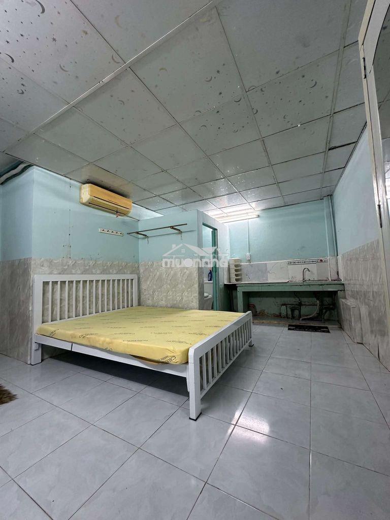 Phòng cho thuê gần trường ufm - 2
