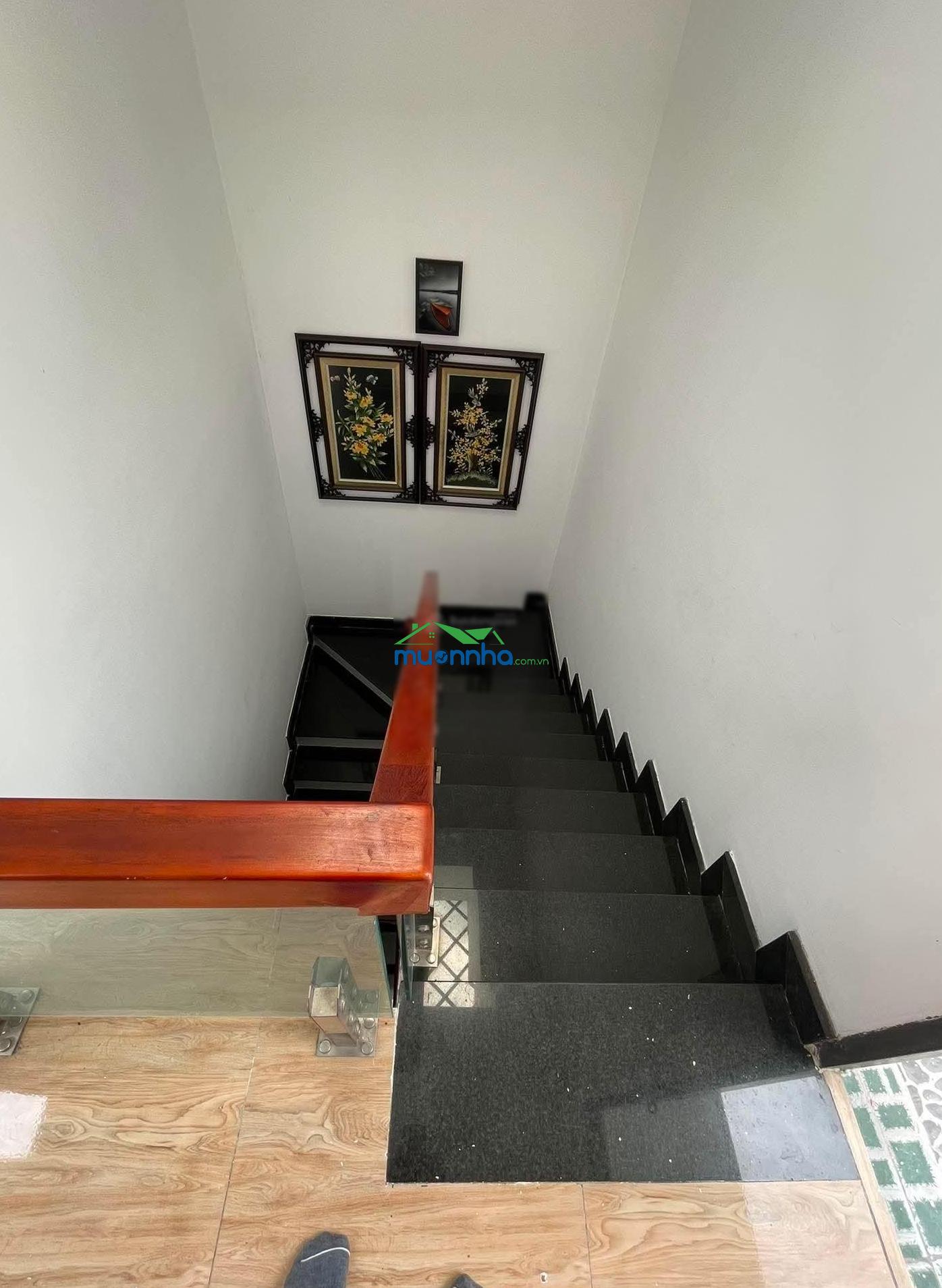 Nhà 1/ sẹc khu sát tên lửa 48.7m2 5 tầng giá 5 tỷ xíu. kết cấu: nhà mới ở ngay 1 trệt - 3